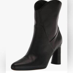 Vince Harlow Pull On Leather High Heel Booties - NWT